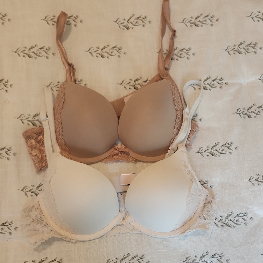 Victoria's Secret Lace Accent Bra Duo - Tan and Cream